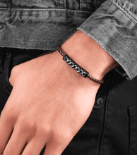 Lade das Bild in den Galerie-Viewer, PEAGB0005207_05